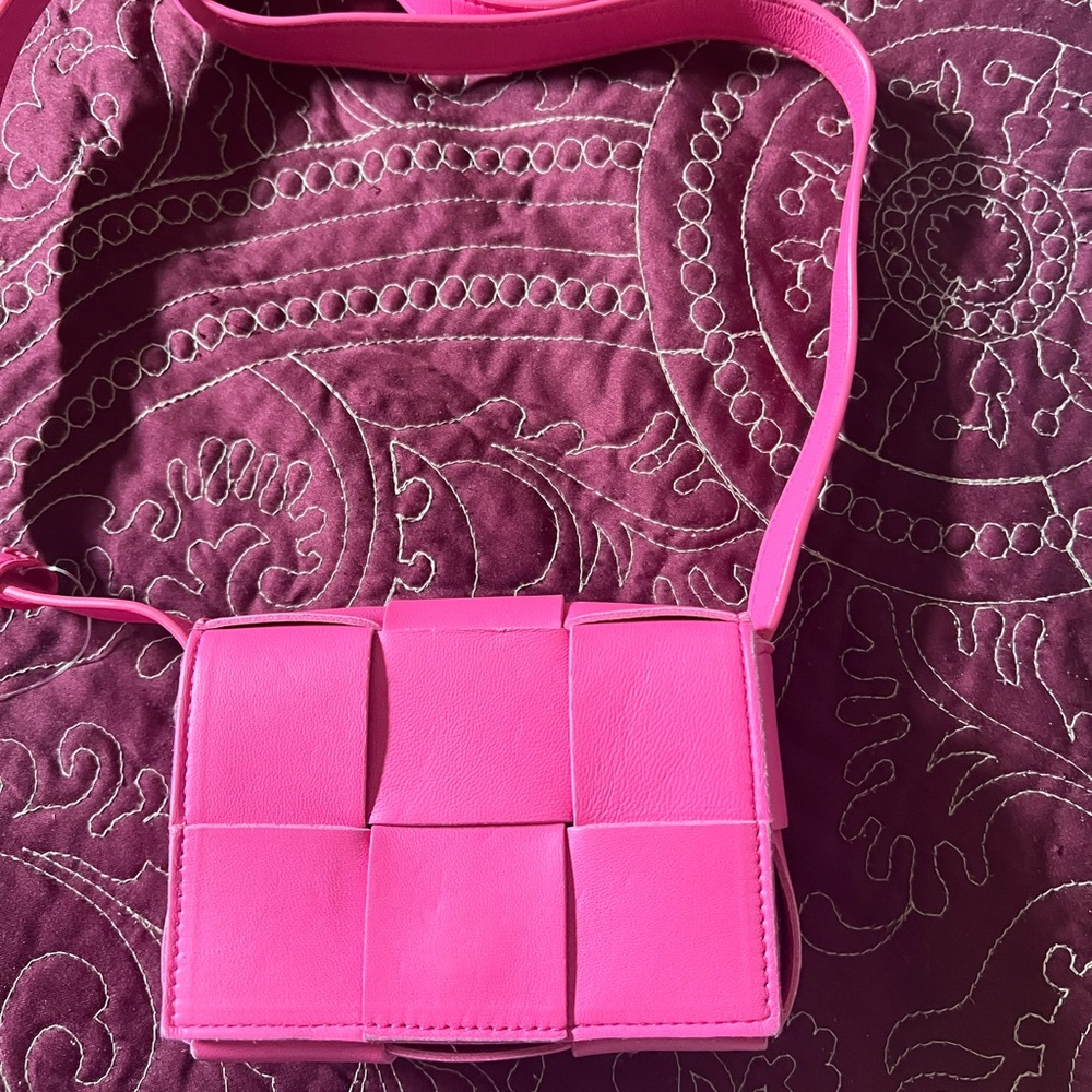 BOTTEGA VENETA
Mini Cassette Woven Crossbody Bag